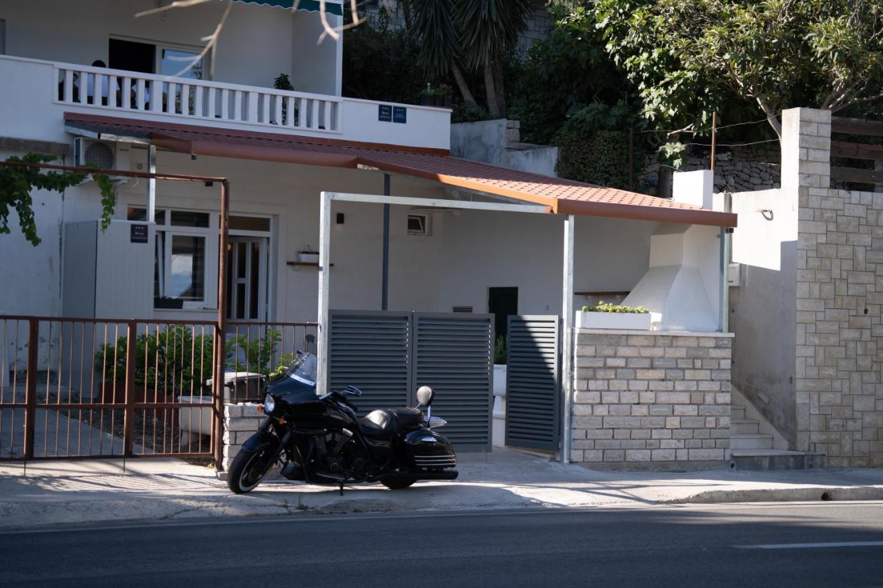 Apartman Dupin Dugi Rat Exterior photo