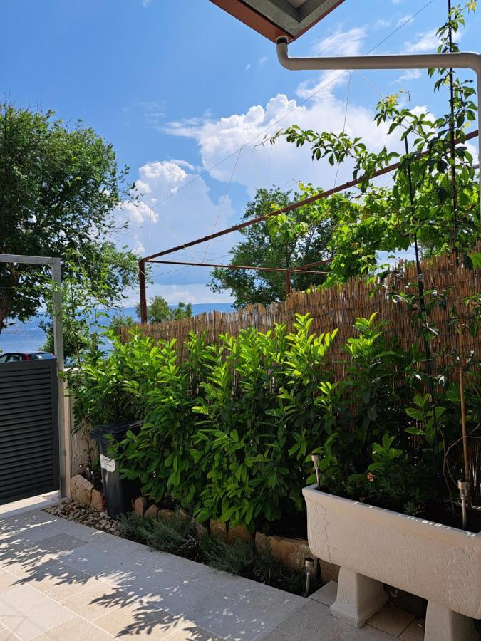Apartman Dupin Dugi Rat Exterior photo